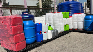 İzmir'de su krizinin ardından şimdi de su bidonu krizi yaşanıyor!