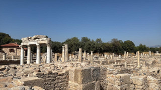 Türkiye'nin 3 bin 500 yıllık antik kentine kente kadın eli değdi