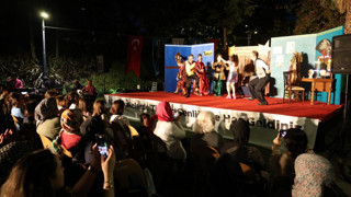 Sarıyer Belediyesi 15. Mahallelerde Tiyatro Şenliği başladı