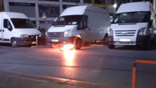 İstanbul'da geceyarısı ''alacaklı'' dehşeti: Tüm araçları yakıp videoya kaydetti