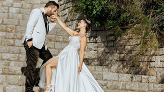 Kırgın Çiçekler'in Feride'si ünlü yönetmen ile nikah masasına oturdu