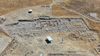 4 bin yıllık şehirde toplu mezar kalıntıları bulundu