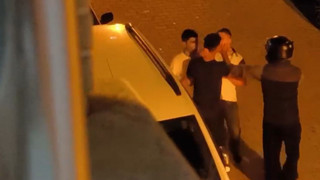 GTA oyunu gibi dehşet: Yolunu kesip önce darp sonra da gasp ettiler!