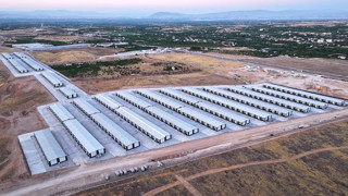 Asrın felaketi sonrasında esnaf için yapımına başlanan kalıcı iş yerlerinin son hali görüntülendi