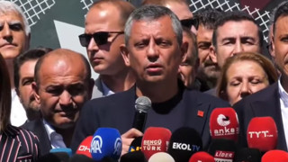 Özgür Özel, CHP İstanbul İl Başkanlığı'nda resti çekti: ''Bu kararı tanımıyoruz''