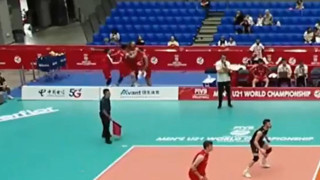 Milli Takım'da skandal! Saha kenarında birbirlerine girdiler