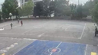 Faciayı son anda önledi... Okul müdüründen hayat kurtaran müdahale