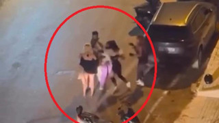 İki kadın sokak ortasında birbirine girdi