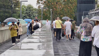 İstanbul hasret kaldığı yağmura kavuştu