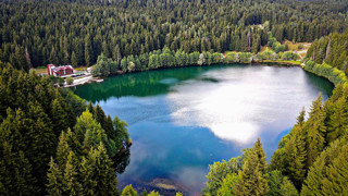 Sakin Şehir'in incisi Karagöl'e giden hayran kalıyor