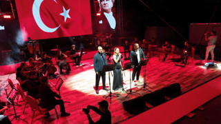 Balıkesir'in Kurtuluşu büyük bir coşkuyla kutlandı