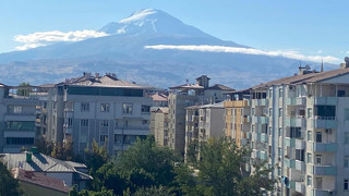 Bu kareler Türkiye'den! Eylül ayında mevsimin ilk karı yağdı