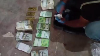 Rüşvet soruşturmasında itiraf: Depodan servet çıktı!