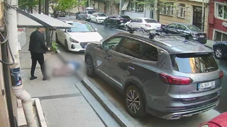 İstanbul'da kaçırmak istediği genç kadını sokak ortasında katleden caninin cezası bu oldu