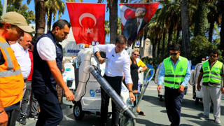 Bodrum'da yeni nesil elektrikli yol süpürme araçları hizmete girdi