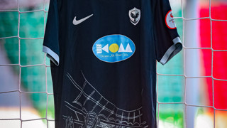 Türk futbolunda bir ilk: Amedspor formasında Kürtçe reklam