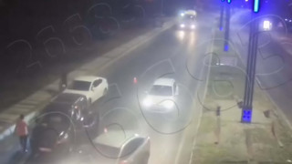 Tekerlekli cephaneliğe operasyon: Yüzlerce silah ele geçirildi!