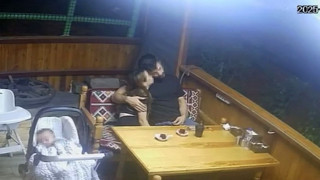 Restoranda romantik anlar yaşayan ikilinin oyunu hesap gelince ortaya çıktı!