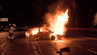 TEM otoyolunda takla atan araç alev topuna döndü