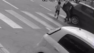 Yaya görme engelli, sürücü ise kör! Yaya geçidinde görme engelli kadını ezdi!