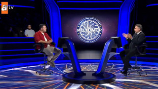 Kim Milyoner Olmak İster'e damgasını vuran an; Oktay Kaynarca izleyiciyi durdurdu!