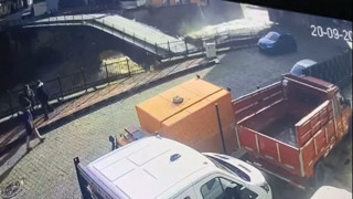 Karadeniz bölgesini vuran çamur selinde tarihi köprünün yıkılma anı kamerada