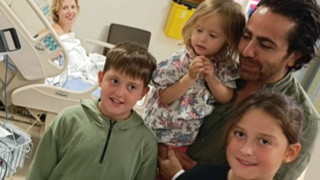 Adını Mücella olarak değiştiren Wilma Elles 4'üncü kez anne oldu