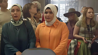 Kızılcık Şerbeti setinde skandal iddia: ''Biri koltuğa tuvaletini yaptı, diğeri tokat attı!''