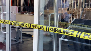 İş yerinde ellerini ve ayaklarını bağlayıp döve döve öldürdüler!