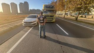 Bu kadarına da pes! Bisiklet yoluna park ettikleri ''şey'' yok artık dedirtti!