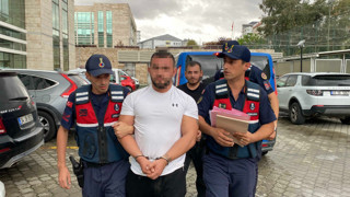 Annesinin sevgilisini ormana kaçırıp dehşeti yaşattı