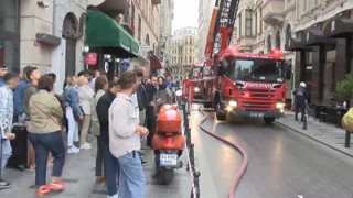 İstanbul'da otelde korkutan yangın
