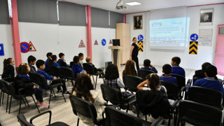 Ankara Büyükşehir Belediyesi'nden çocuklara trafik eğitimi