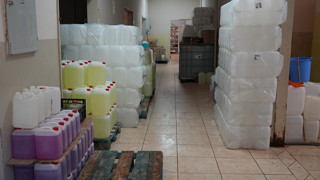 Fabrika gibi çalışan lisenin öğrencileri yıl sonuna kadar 150 ton sipariş yetiştirmeye çalışıyor