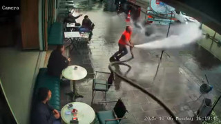 İstanbul'da bir esnaf şov yapayım ortalığı birbirine kattı