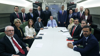 Erdoğan uçakta açıkladı: Mehmetçik Gazze'ye gidecek mi?