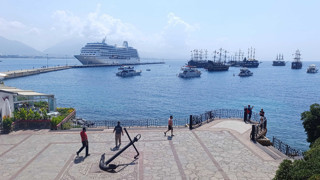 Denizden turist yağdı, son 12 yılın rekoru kırıldı