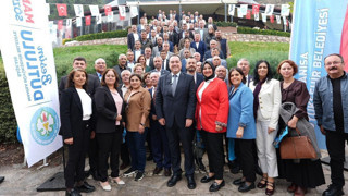 Manisa Büyükşehir Belediye Başkanı Dutlulu, muhtarlarla bir araya geldi