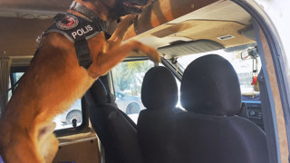 Ayzek'in didik didik aradığı ''okul taşıtı'' uyuşturucu kargosu çıktı!