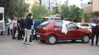 Güpe gündüz otomobilin içinde sır ölüm: Darp izlerine de rastlandı!