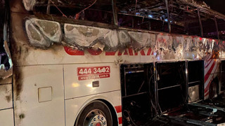 Seyir halindeki yolcu otobüsünde dehşet: Bir anda alev topuna döndü