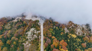 Kış turizminin cenneti gelinliğinden önce kına kıyafetini giydi...