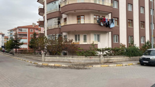 İki çocuk annesi genç kadın 7 ay önce boşandığı eşi tarafından katledildi!