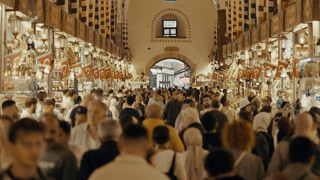 İstanbul'da ''gel gelci'' esnaf tacizine ''yarım metre'' kuralı: Yapan esnafın dükkanı kapanacak!