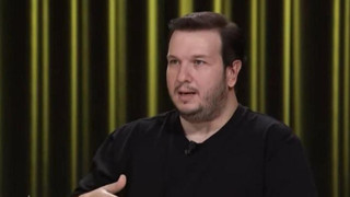 Ünlü komedyen Şahan Gökbakar Türkiye'yi terk etti