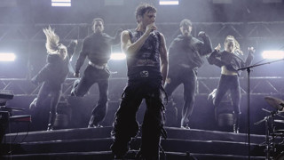 Edis'in sahnedeki zor anları: Yaşadığı sağlık sorununu ilk kez açıkladı