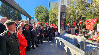 Tarihte ilk defa uçak gemisi batıran kahraman Türk subayı unutulmadı