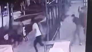 Fotoğraftaki kişiyi tanımayan 3 lise öğrencisini dövüp bıçakladılar
