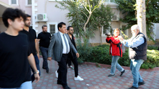 Eski belediye başkanı dolandırıcılık suçundan tutuklandı