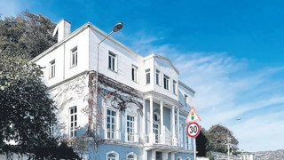 Yıllardır süren miras davası sonrası İstanbul Boğazı'nın 200 yıllık yalısının yeni sahibi belli oldu